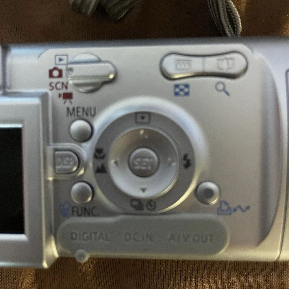 Canon‎ Powershot A400 Compact Digital Camera M4560 AA Battery Operation Works!!